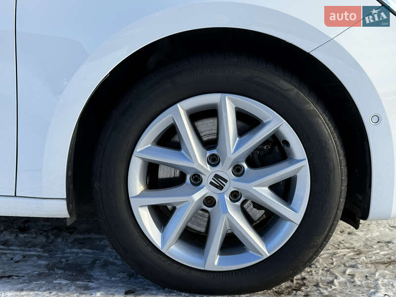 Універсал SEAT Leon 2022 в Луцьку