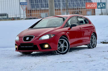 Хэтчбек SEAT Leon 2006 в Киеве