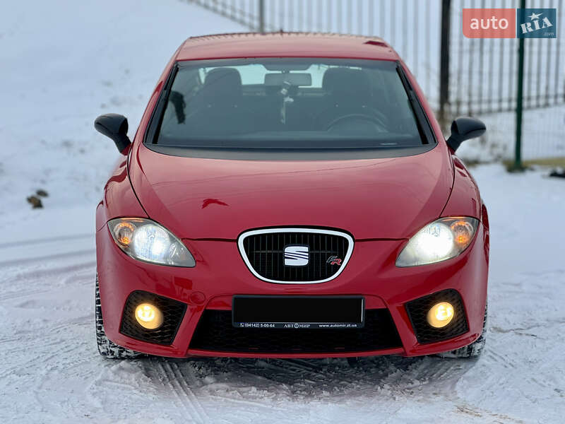 Хэтчбек SEAT Leon 2006 в Киеве