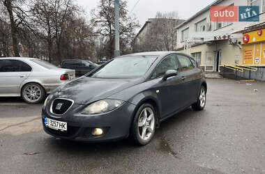 Хэтчбек SEAT Leon 2006 в Харькове