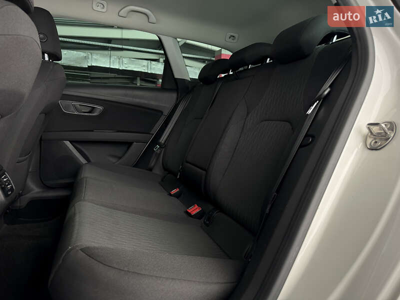Универсал SEAT Leon 2016 в Киеве фото 39 Универсал SEAT Leon 2016 в Киеве