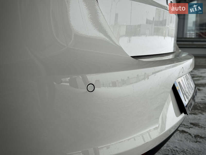 Универсал SEAT Leon 2016 в Киеве фото 80 Универсал SEAT Leon 2016 в Киеве