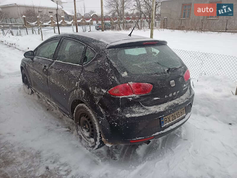 Хэтчбек SEAT Leon 2011 в Хмельницком