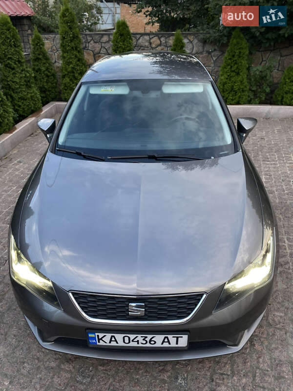 Хэтчбек SEAT Leon 2014 в Первомайске