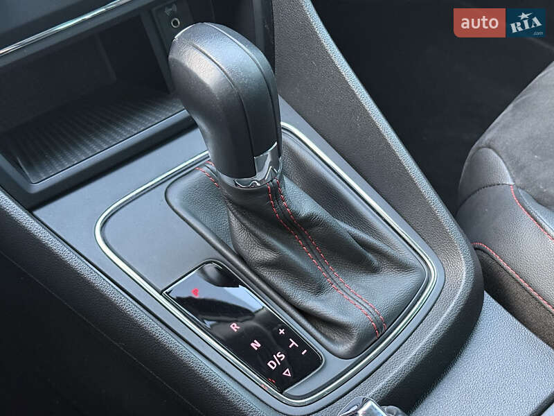 Хэтчбек SEAT Leon 2016 в Белой Церкви фото 45 Хэтчбек SEAT Leon 2016 в Белой Церкви