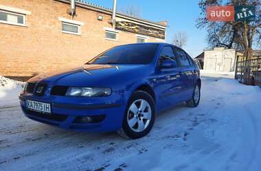 Хэтчбек SEAT Leon 2004 в Лубнах