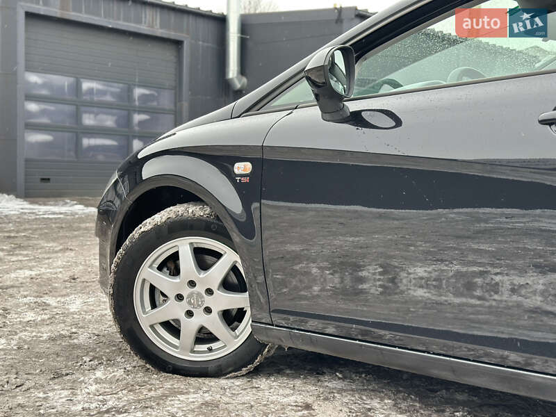 Хетчбек SEAT Leon 2009 в Кам'янському