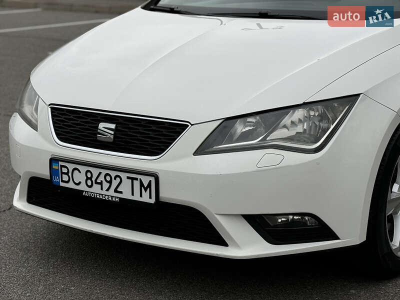 Хетчбек SEAT Leon 2013 в Харкові
