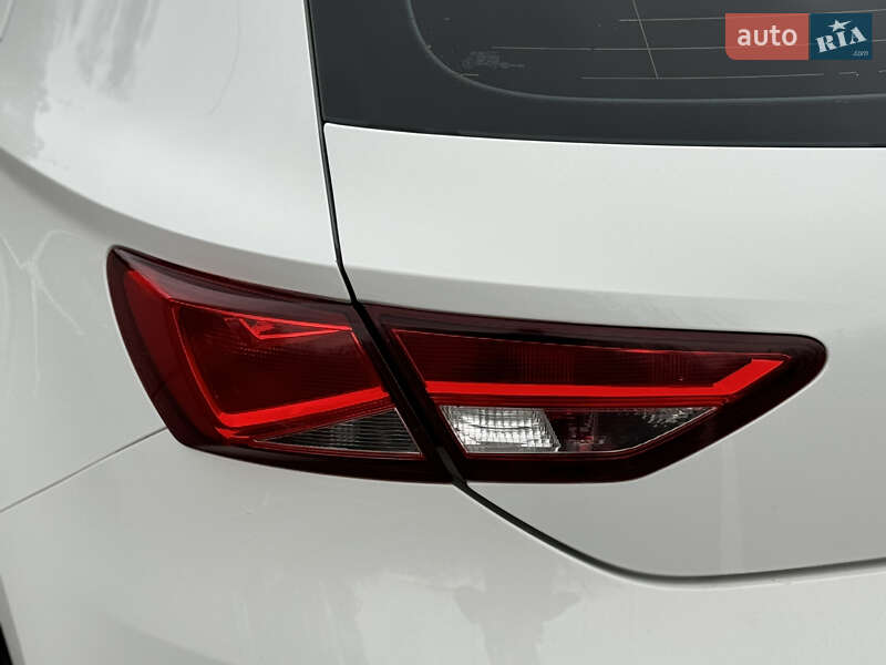 Хетчбек SEAT Leon 2013 в Харкові