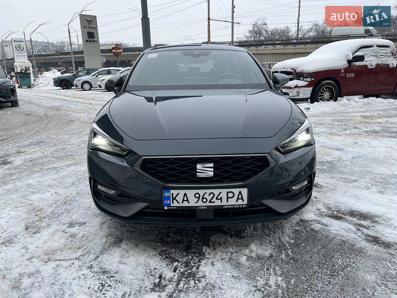 Хэтчбек SEAT Leon 2025 в Киеве фото 12 Хэтчбек SEAT Leon 2025 в Киеве