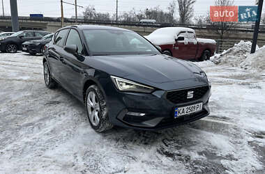 Хетчбек SEAT Leon 2025 в Києві