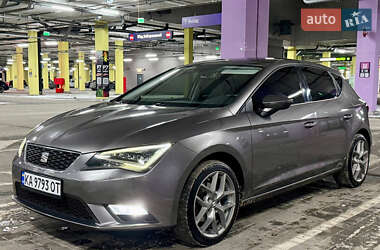 Хетчбек SEAT Leon 2015 в Києві