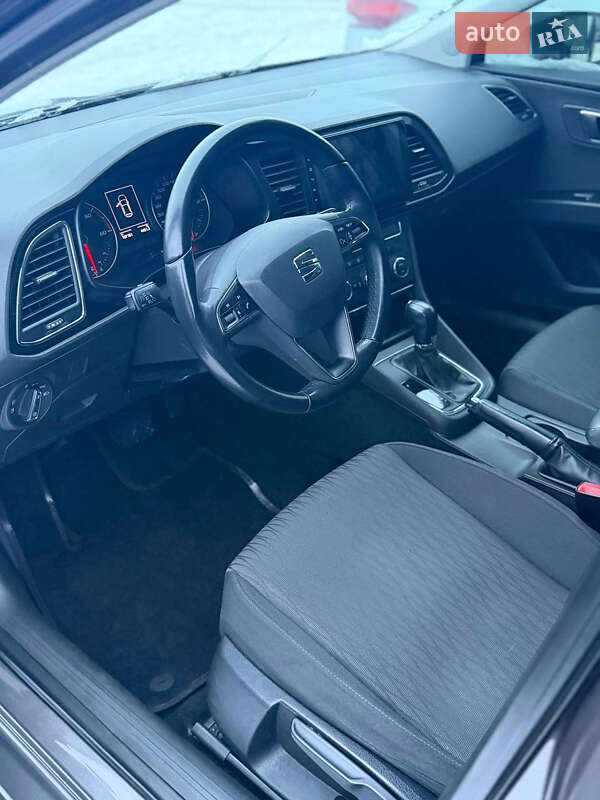 Хетчбек SEAT Leon 2015 в Києві