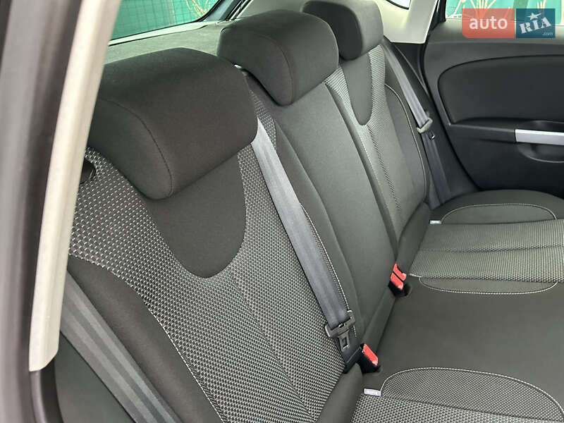 Хетчбек SEAT Leon 2011 в Білій Церкві фото 48 Хетчбек SEAT Leon 2011 в Білій Церкві