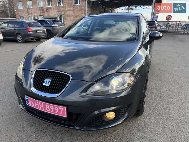 Хетчбек SEAT Leon 2010 в Луцьку фото 2 Хетчбек SEAT Leon 2010 в Луцьку
