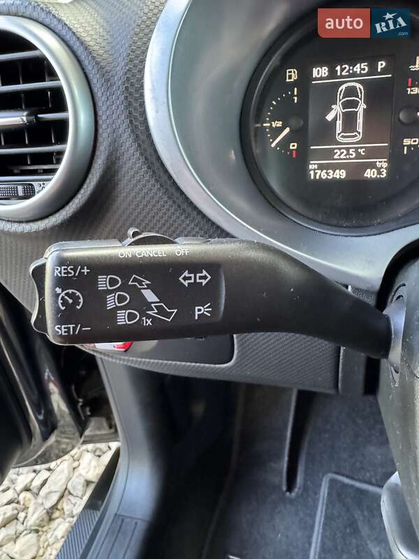 Хетчбек SEAT Leon 2010 в Луцьку фото 35 Хетчбек SEAT Leon 2010 в Луцьку