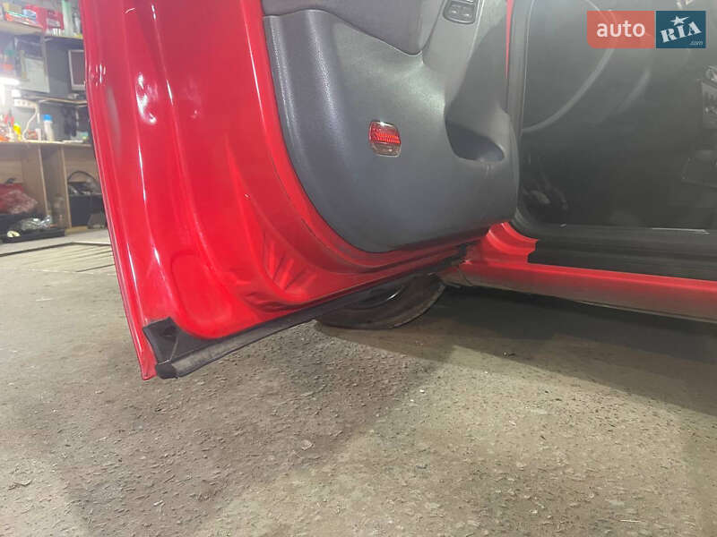 Хетчбек SEAT Leon 2000 в Дніпрі