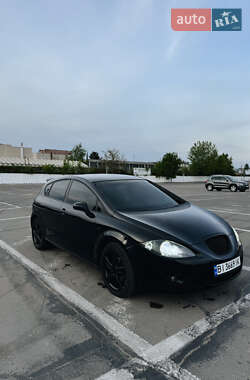 Хэтчбек SEAT Leon 2006 в Полтаве