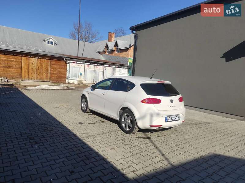 Хетчбек SEAT Leon 2011 в Дрогобичі