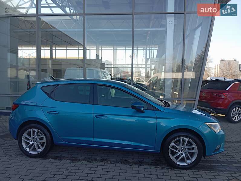 Хетчбек SEAT Leon 2016 в Києві