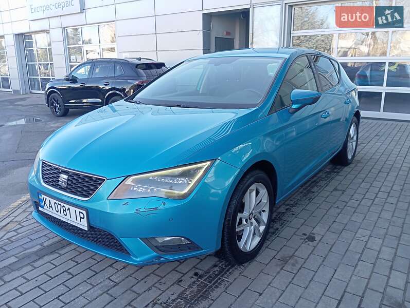Хетчбек SEAT Leon 2016 в Києві