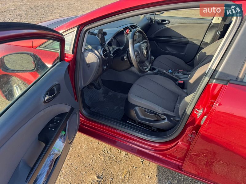 Хэтчбек SEAT Leon 2008 в Стрые