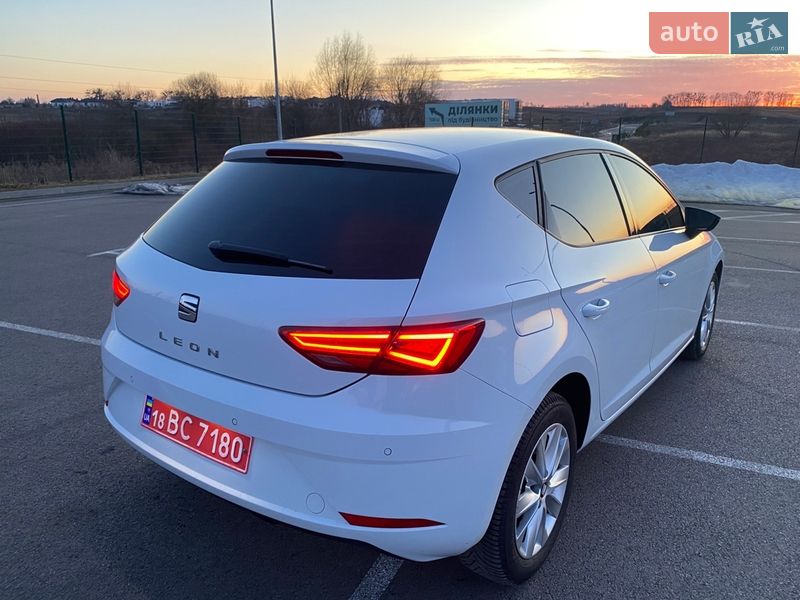 Хэтчбек SEAT Leon 2018 в Ровно