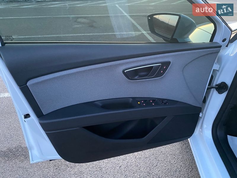 Хэтчбек SEAT Leon 2018 в Ровно