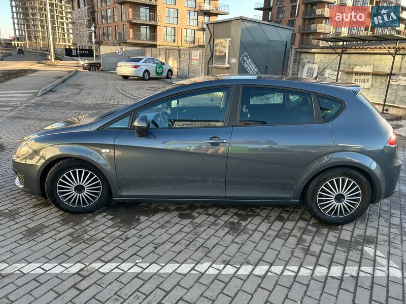 Хетчбек SEAT Leon 2010 в Вінниці