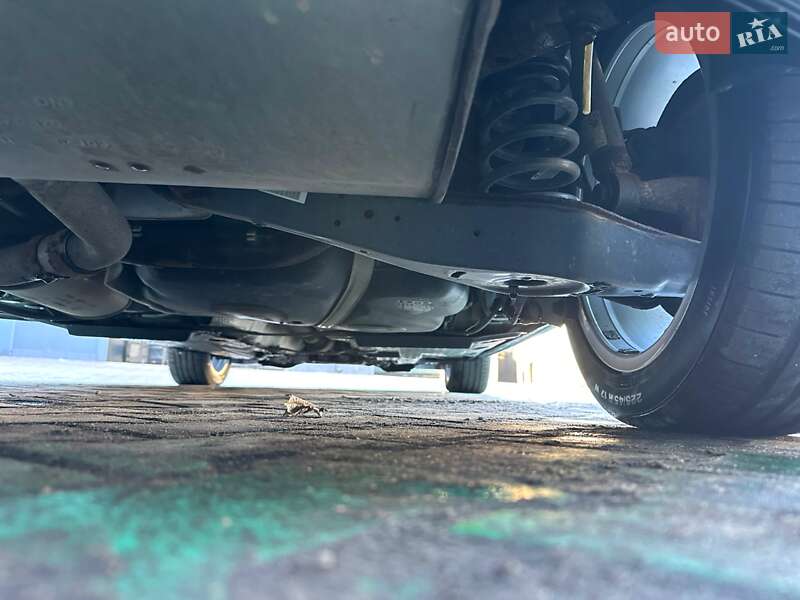 Хэтчбек SEAT Leon 2010 в Каменском