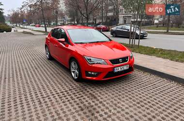Хэтчбек SEAT Leon 2016 в Киеве