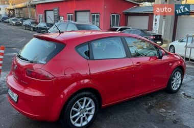 Хэтчбек SEAT Leon 2011 в Киеве