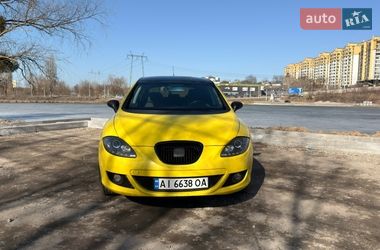 Хэтчбек SEAT Leon 2007 в Киеве