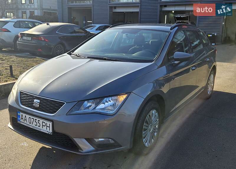 Универсал SEAT Leon 2016 в Киеве