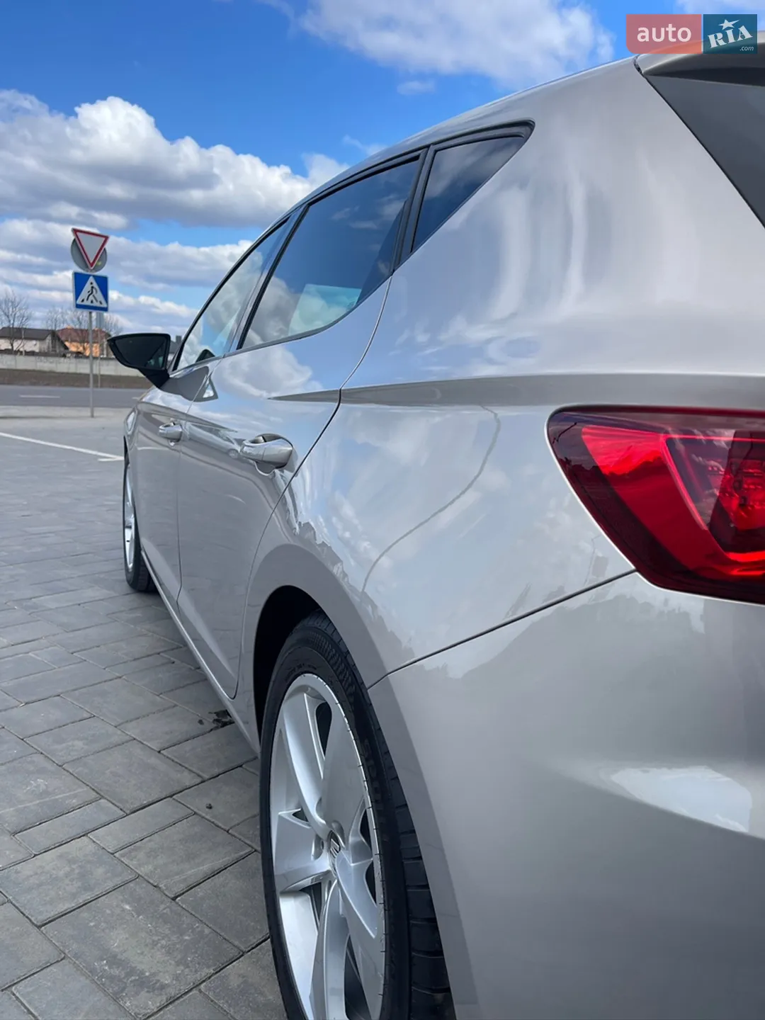 2014 SEAT Leon - мініатюра 11