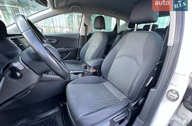Хэтчбек SEAT Leon 2016 в Киеве