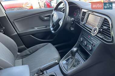 Хэтчбек SEAT Leon 2016 в Киеве