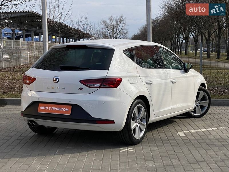 Хэтчбек SEAT Leon 2016 в Днепре