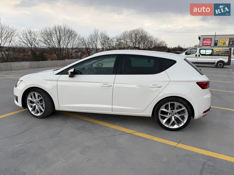 Хэтчбек SEAT Leon 2014 в Тернополе