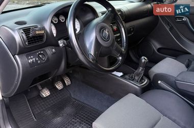 Хэтчбек SEAT Leon 2004 в Днепре