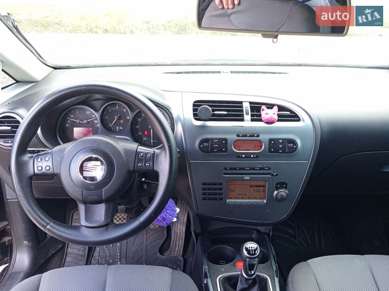 Хэтчбек SEAT Leon 2006 в Богородчанах