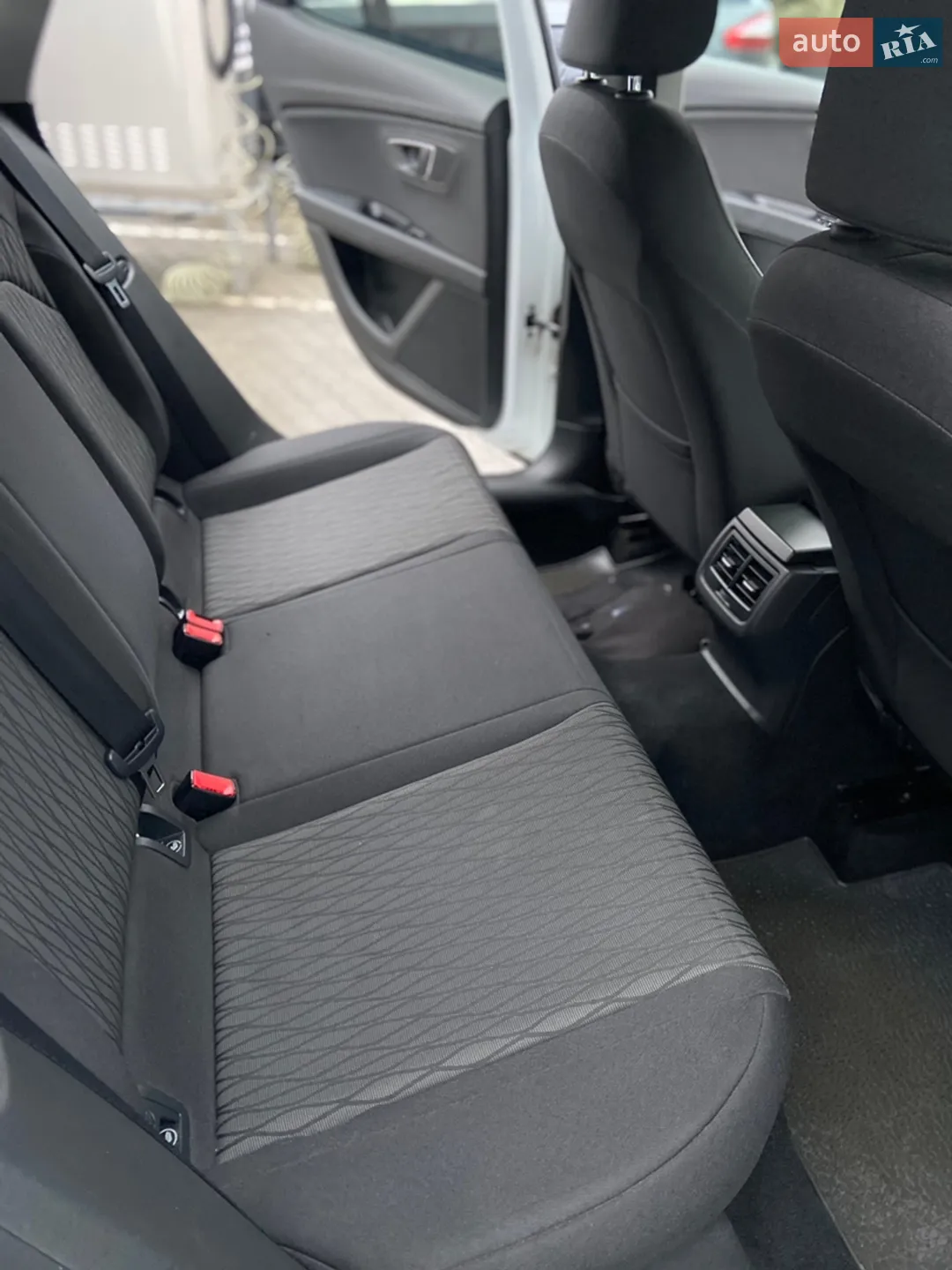 2012 SEAT Leon - мініатюра 7