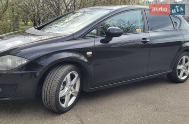 Хетчбек SEAT Leon 2011 в Києві