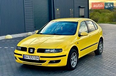 Хэтчбек SEAT Leon 2004 в Кропивницком