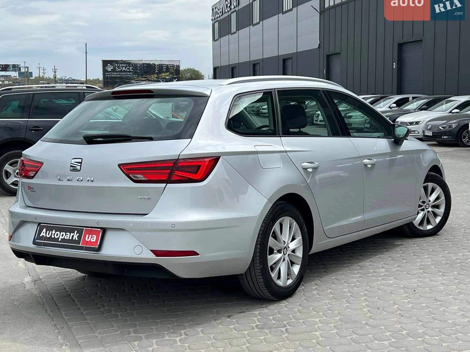 2017 SEAT Leon - мініатюра 8