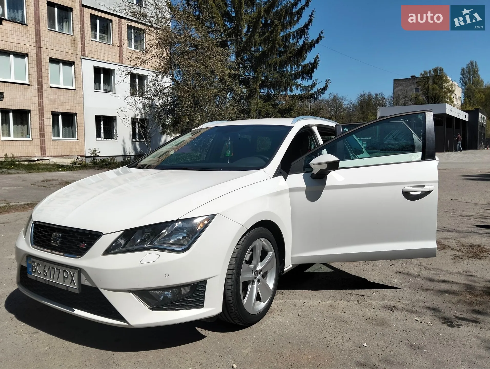 2015 SEAT Leon - мініатюра 9