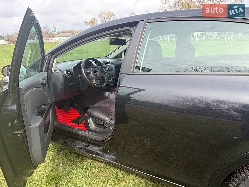 Хэтчбек SEAT Leon 2007 в Козельце