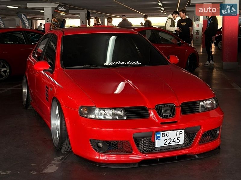 Хэтчбек SEAT Leon 2003 в Радехове