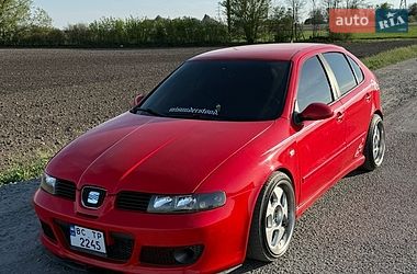 Хэтчбек SEAT Leon 2003 в Радехове