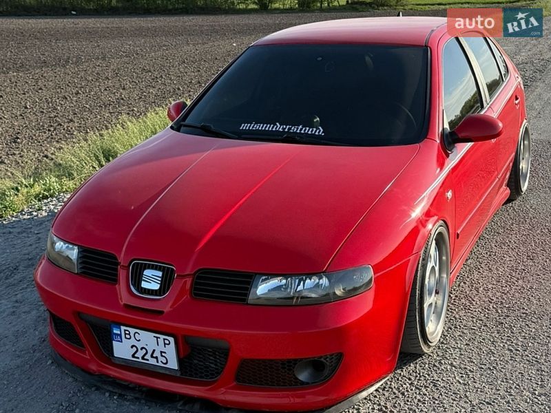Хэтчбек SEAT Leon 2003 в Радехове